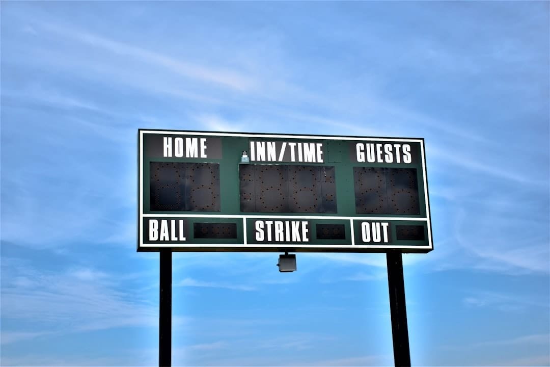 Photo Sports scoreboard